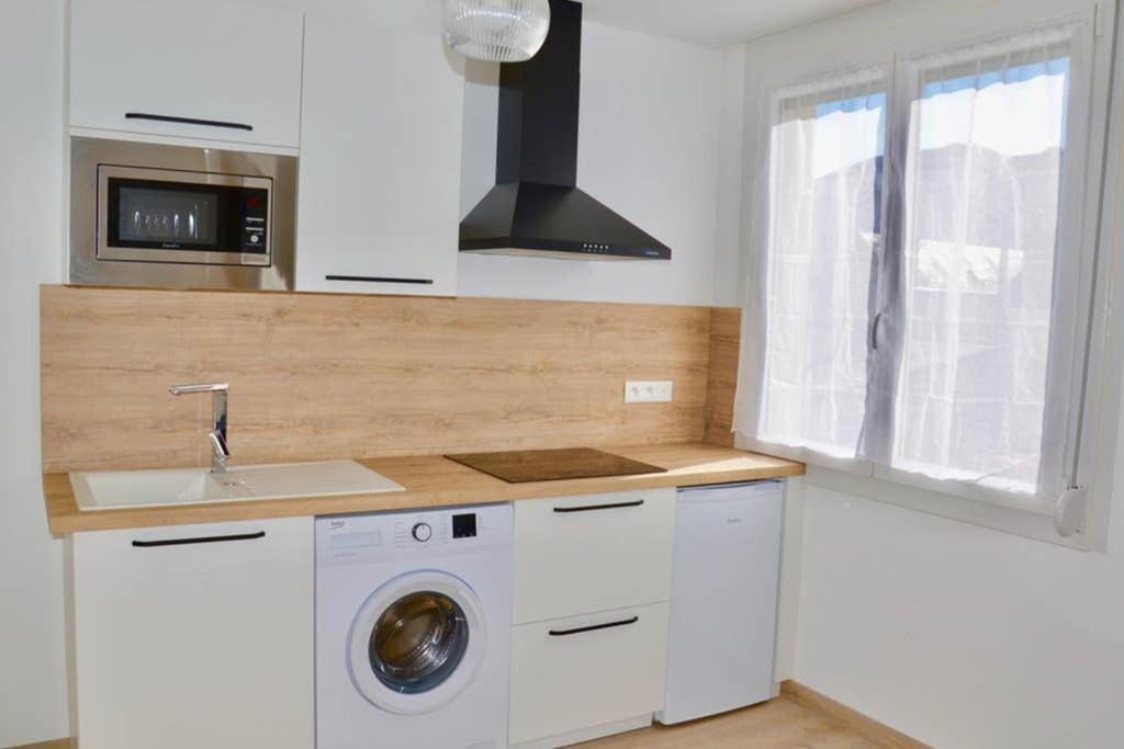 Dolmen Adrien 5 Apartment Tours Luaran gambar