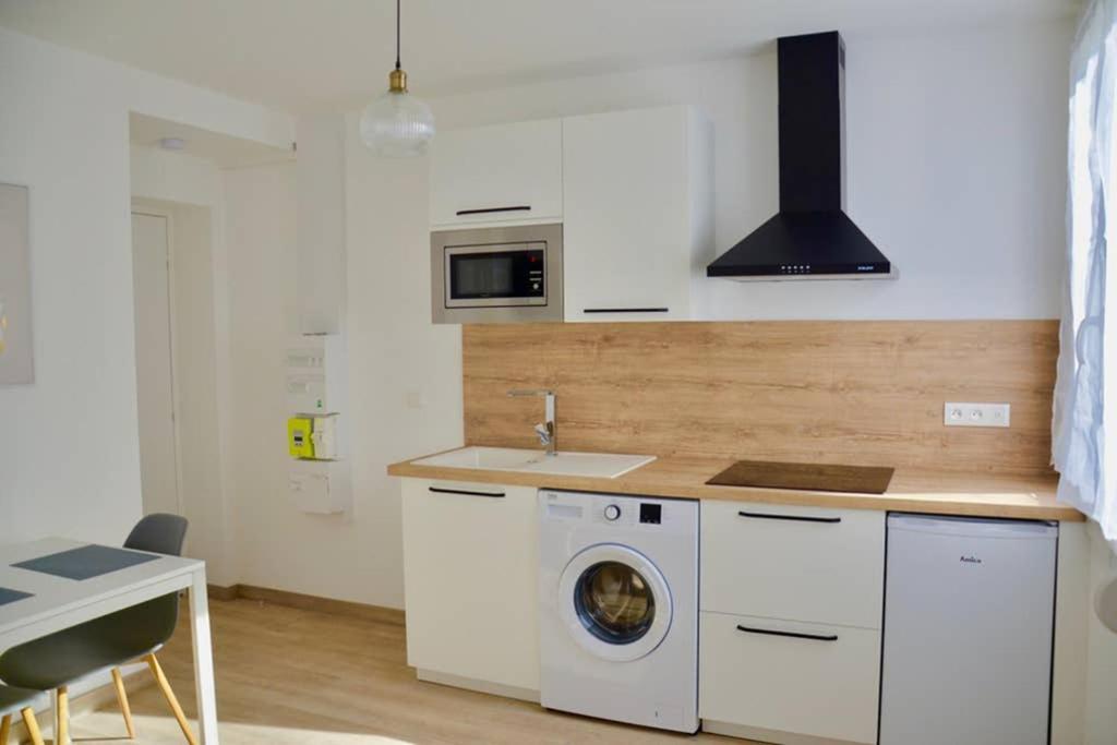 Dolmen Adrien 5 Apartment Tours Luaran gambar