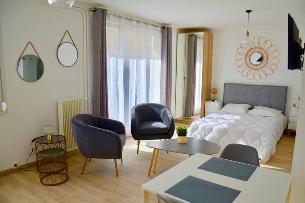Dolmen Adrien 5 Apartment Tours Luaran gambar